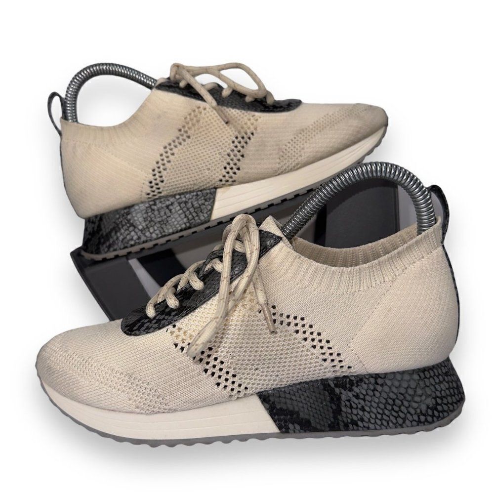 Baretraps Palta Fashion Sneakers Cream / Snake Print Women's 7